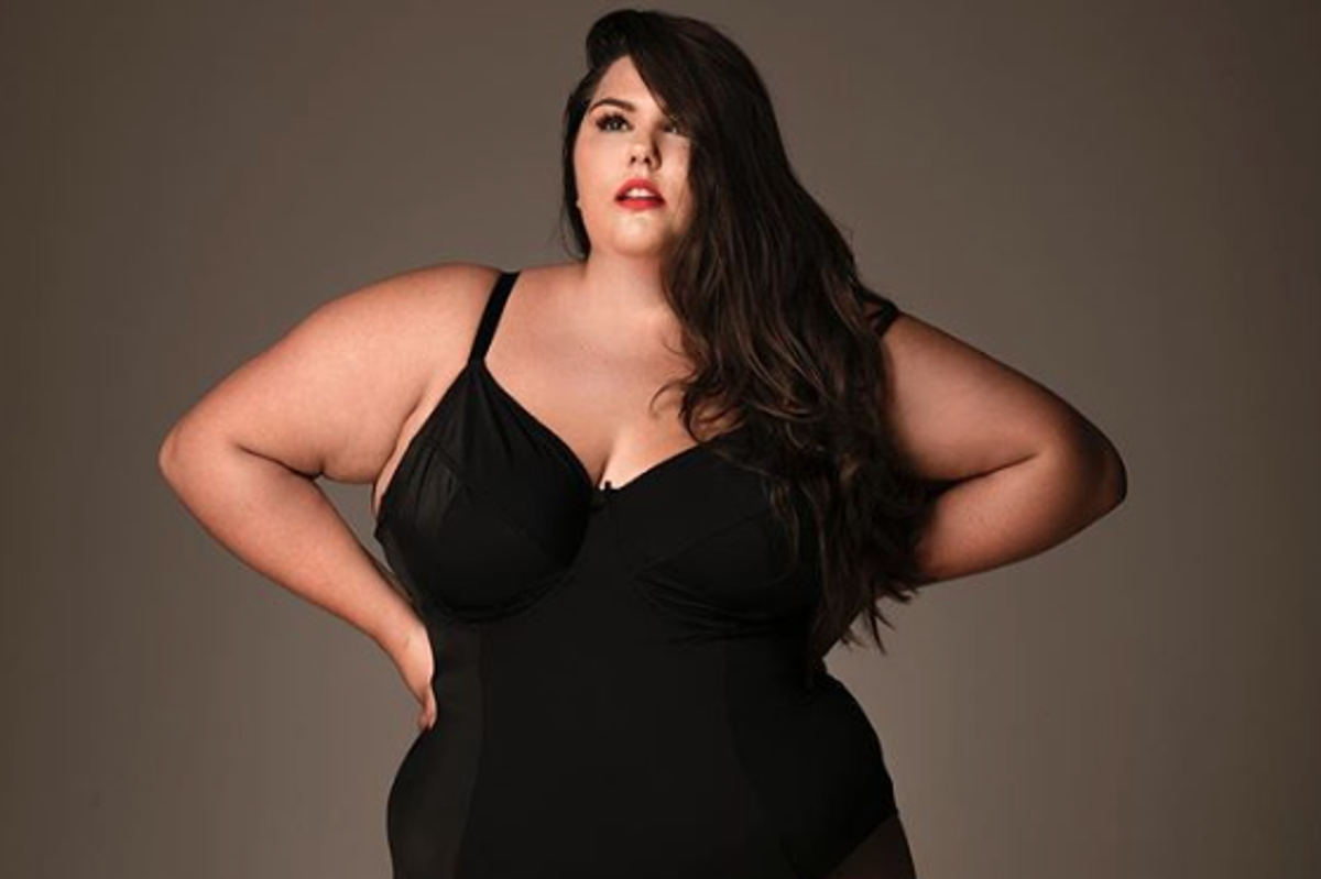 Plus-size blogger exposes the problem with Topshop's new half size denim | The Independent | Independent