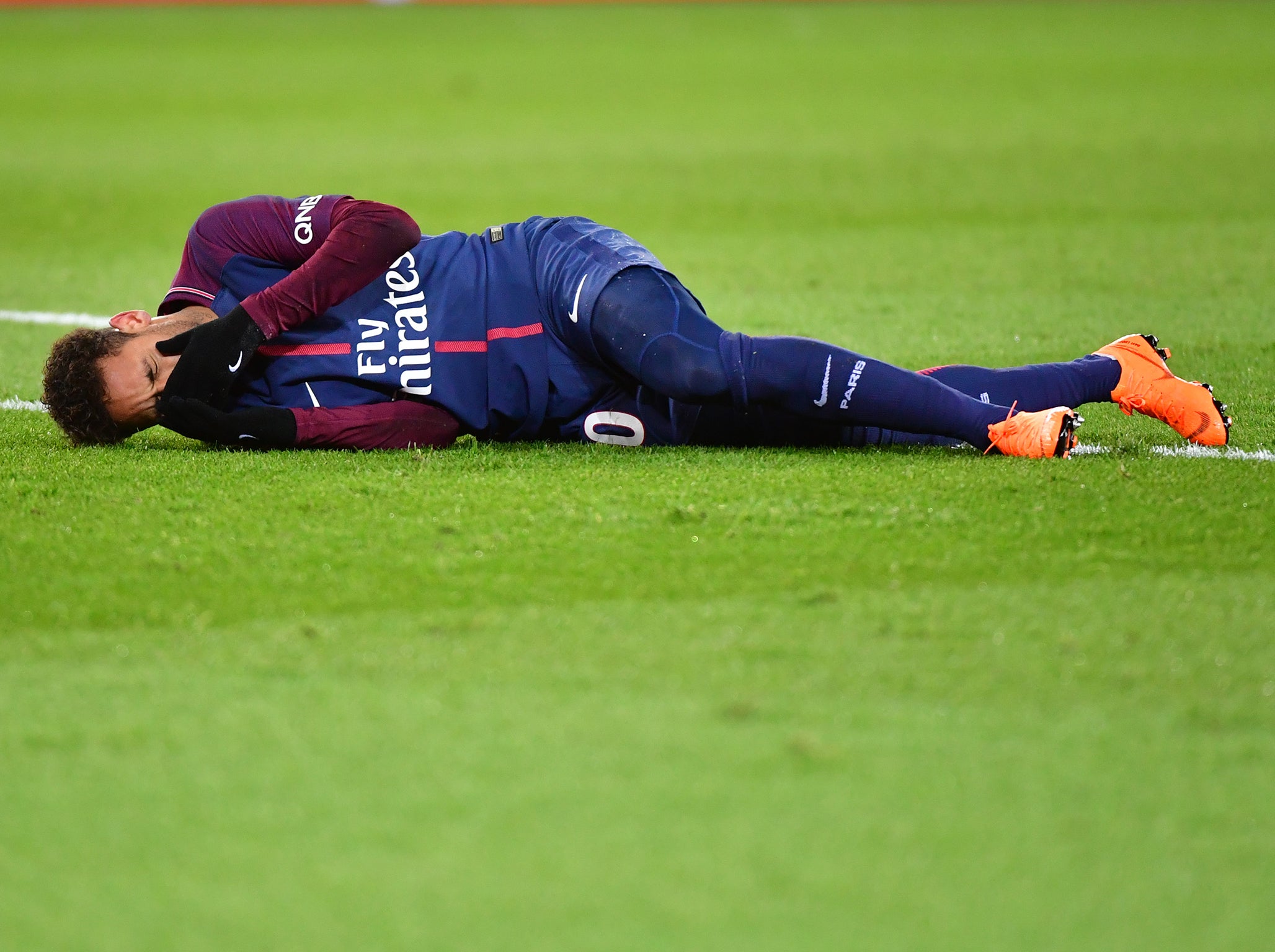 Neymar carried off on a stretcher as Paris Saint-Germain beat Marseille in Le Classique