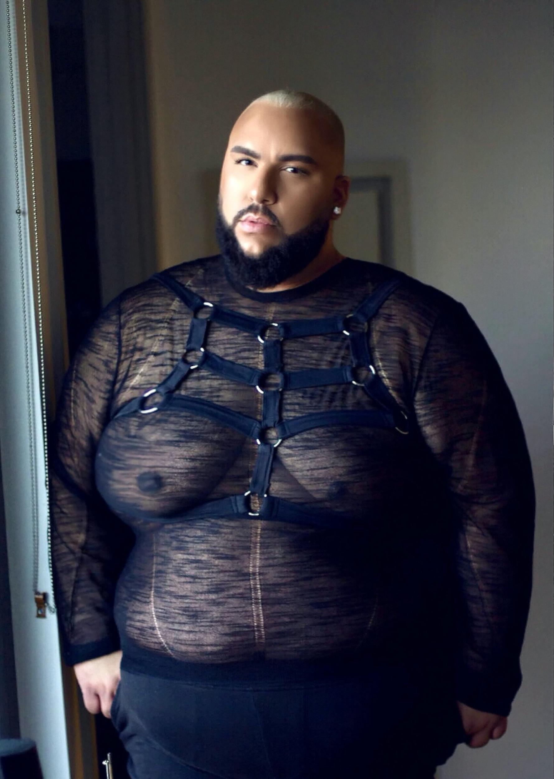 Plus-size male model breaks the norms and celebrates body