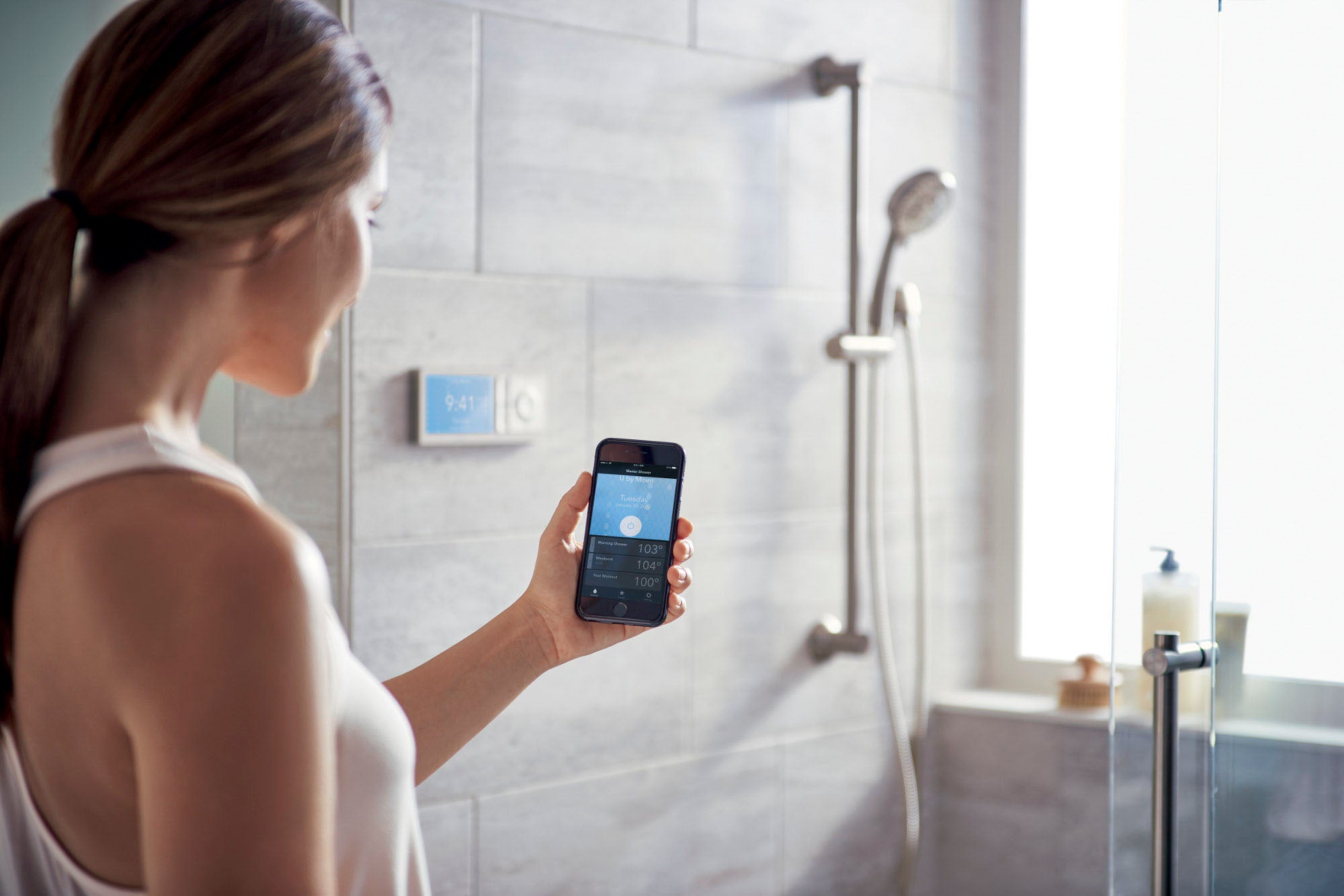 Gadgets will now let you programme and control your own aromatherapy session from your smartphone while you take a bath