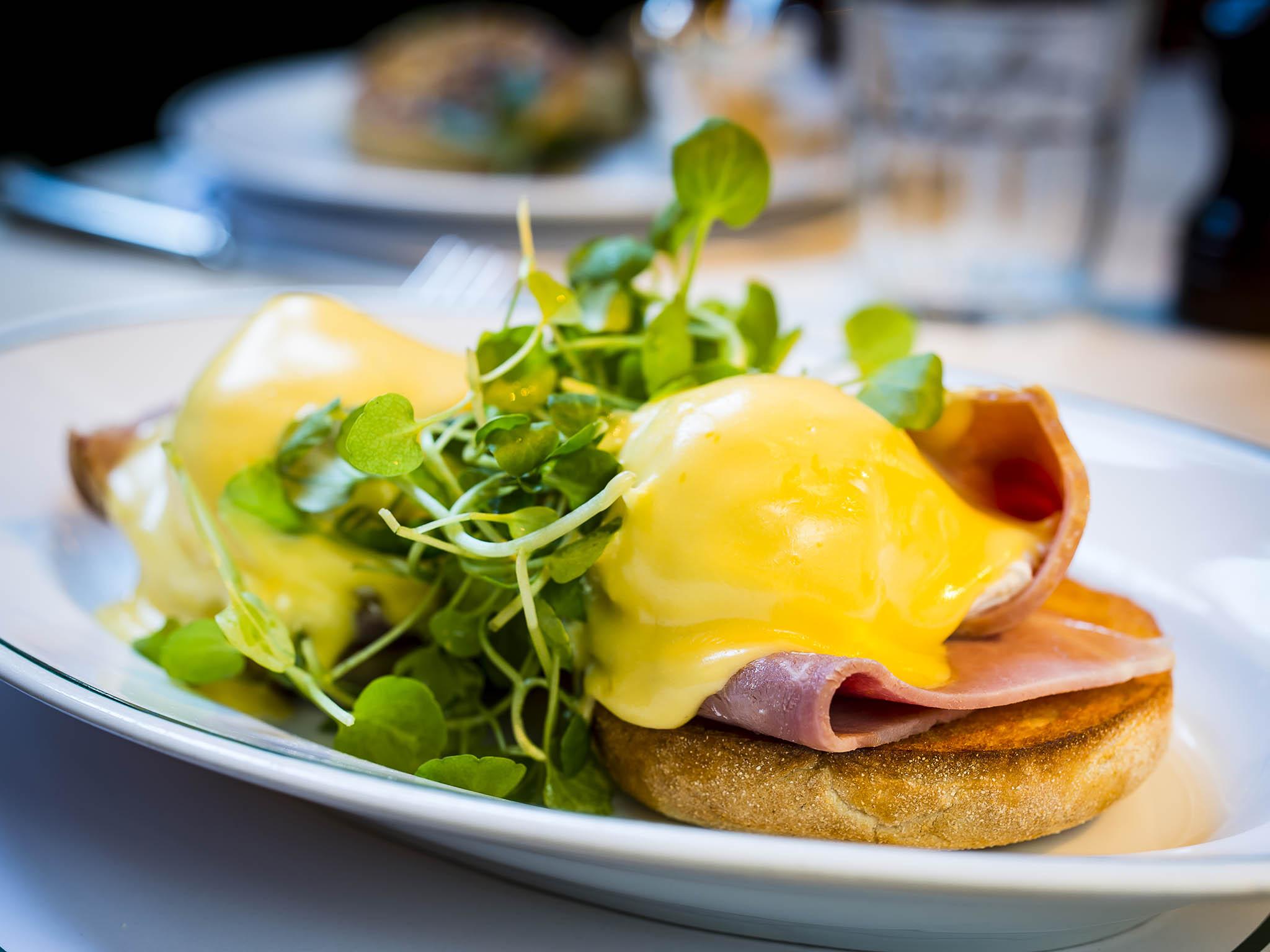 The eggs benedict, which comes with chips (Paul Winch-Furness)