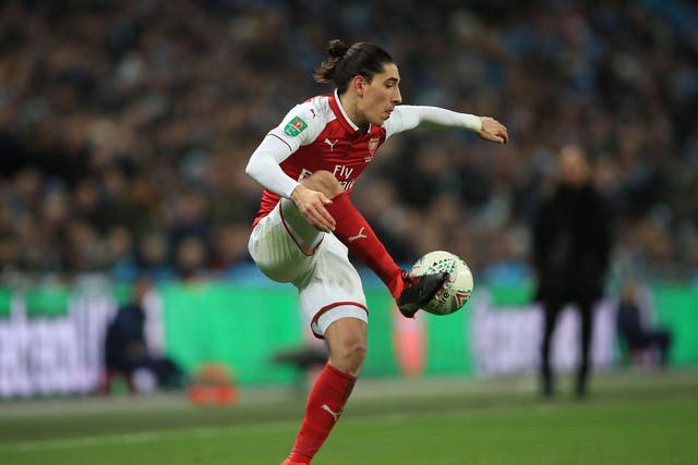 Bellerin won't travel to Italy and may miss some time
