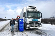 Greggs driver hands out free food to stranded drivers on motorway