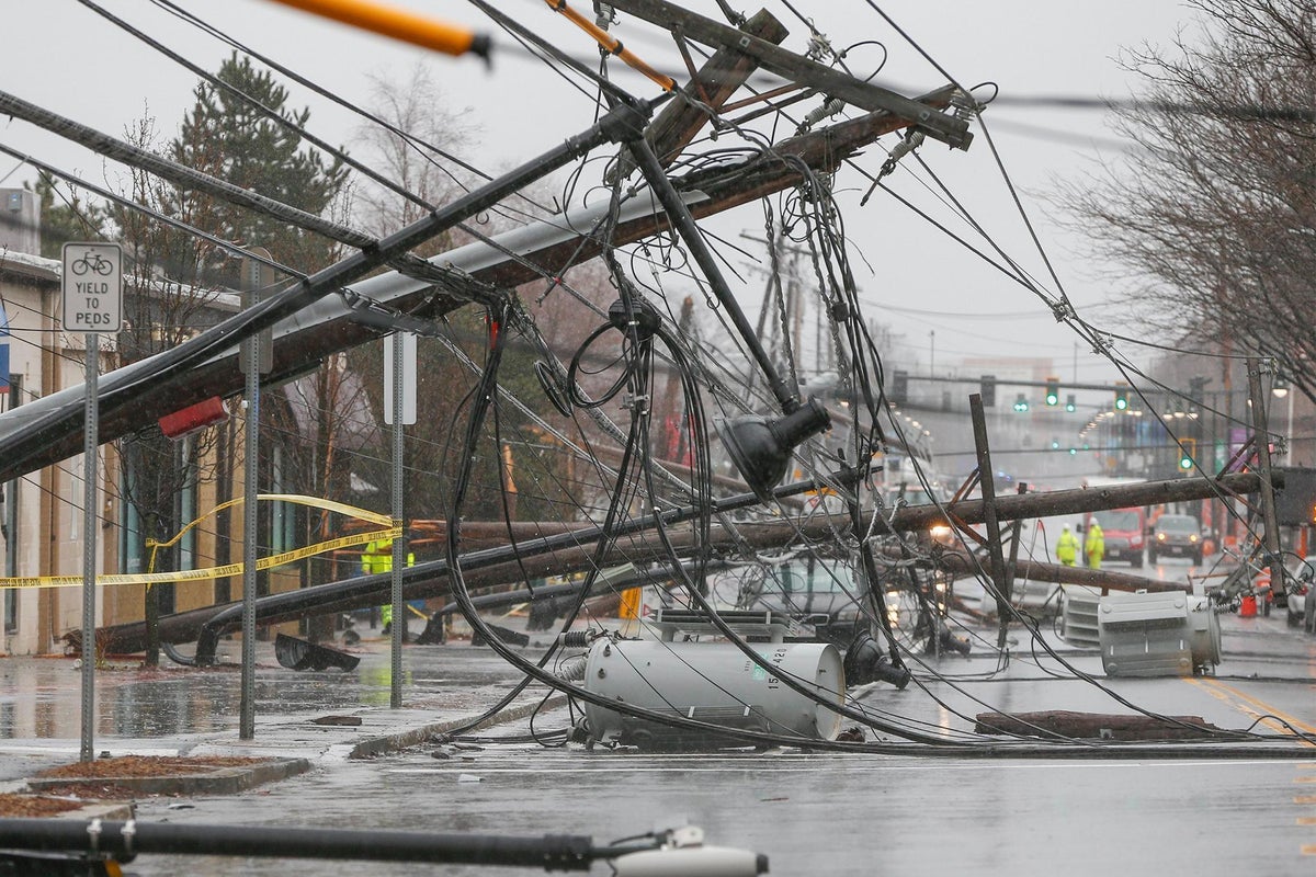 US weather: Bomb cyclone brings death and devastation with power cuts ...