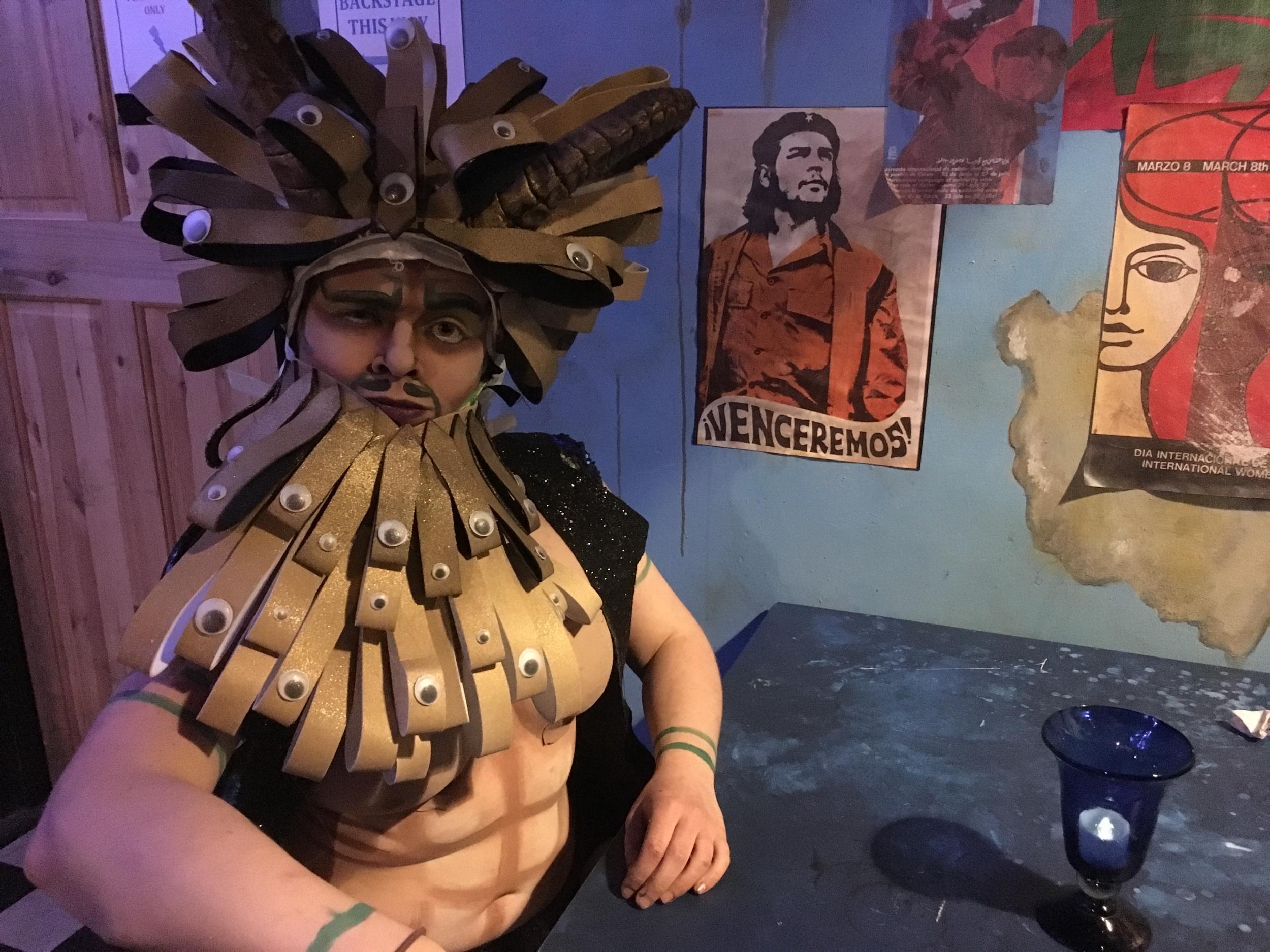 Oedipussi, the man of many costumes