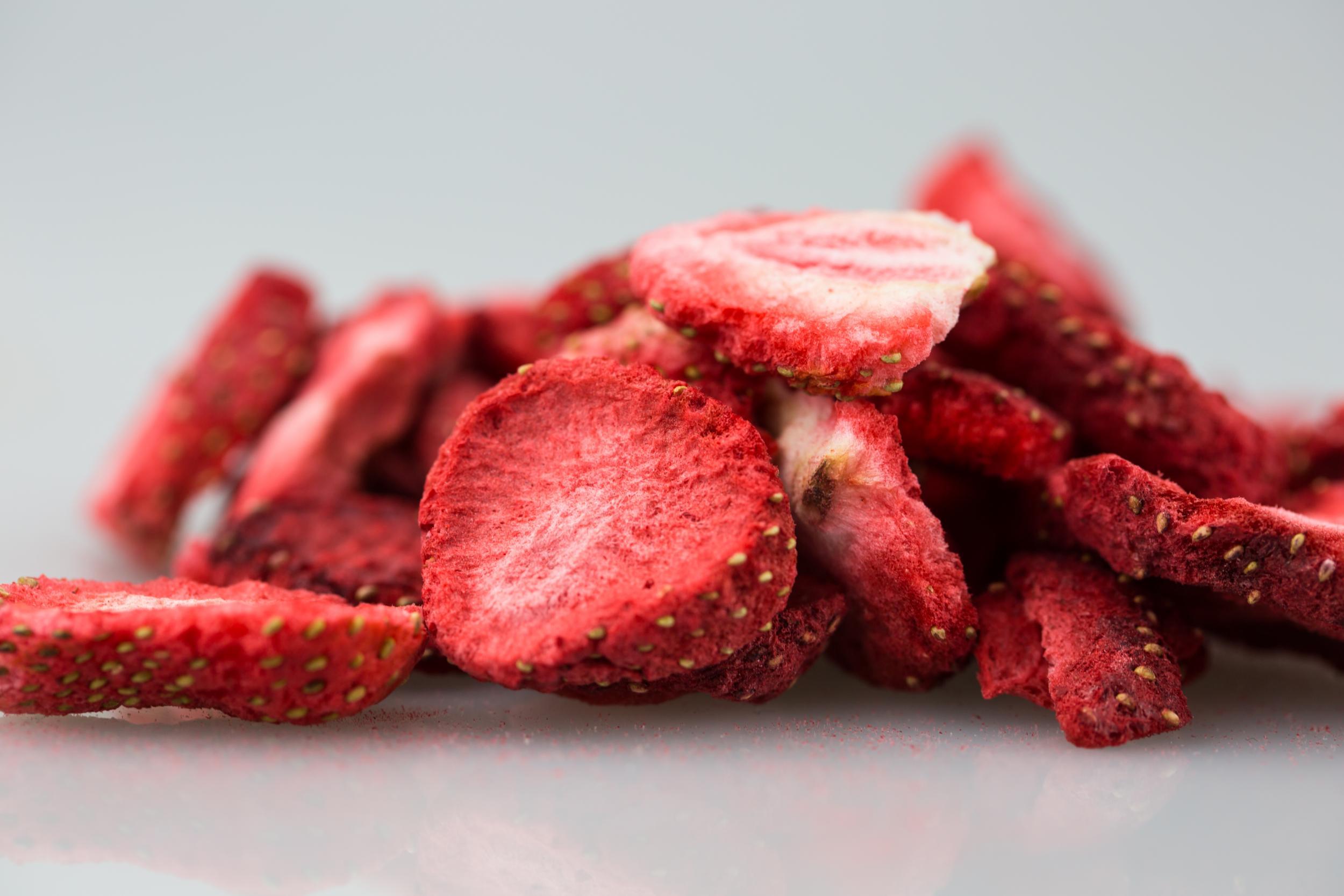 Freeze-dried strawberries will keep you and your family healthy