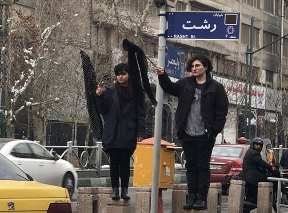 Women taking photos of themselves without headscarves face 10-year prison  sentence in Iran | The Independent | The Independent