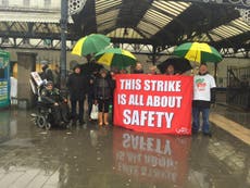 Southern Rail passengers face 40th strike day
