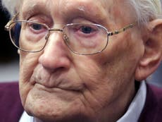 ‘Bookkeeper of Auschwitz’ dies before starting prison sentence