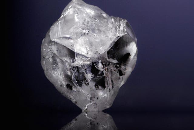 The diamond is classified as a D colour Type IIa diamond, meaning it has almost no impurities