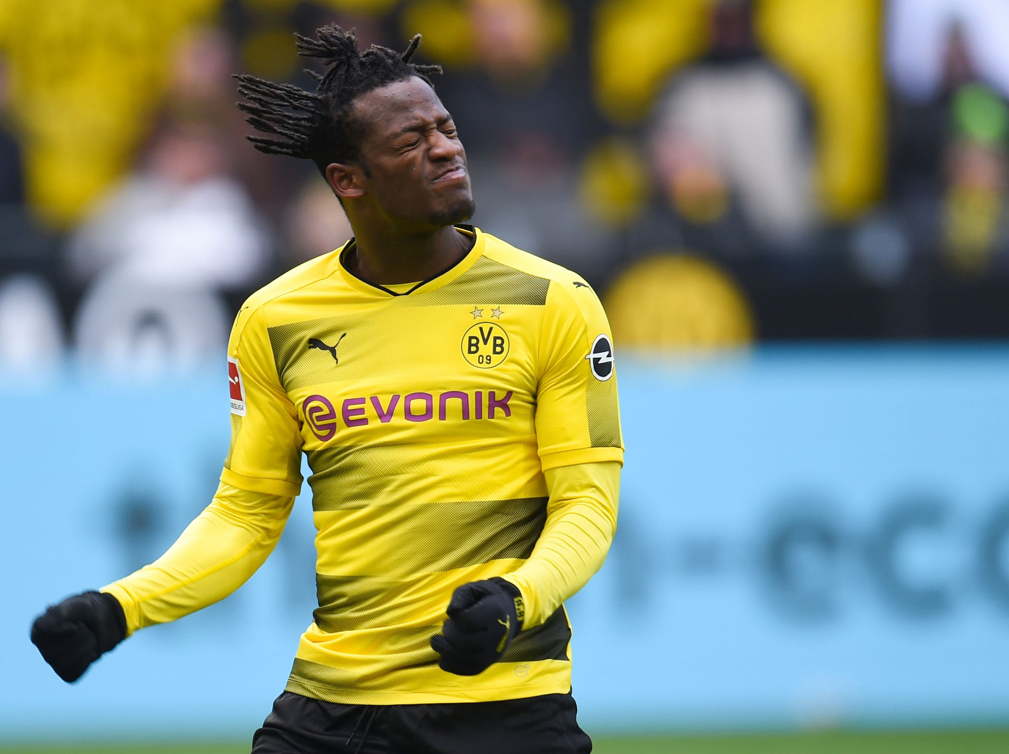 Batshuayi has six goals in seven Bundesliga games