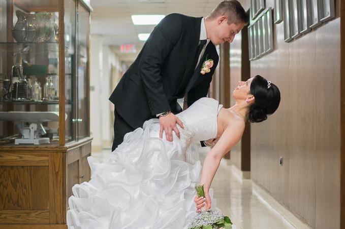 The couple married in the hospital (Wendy Teal Photography)