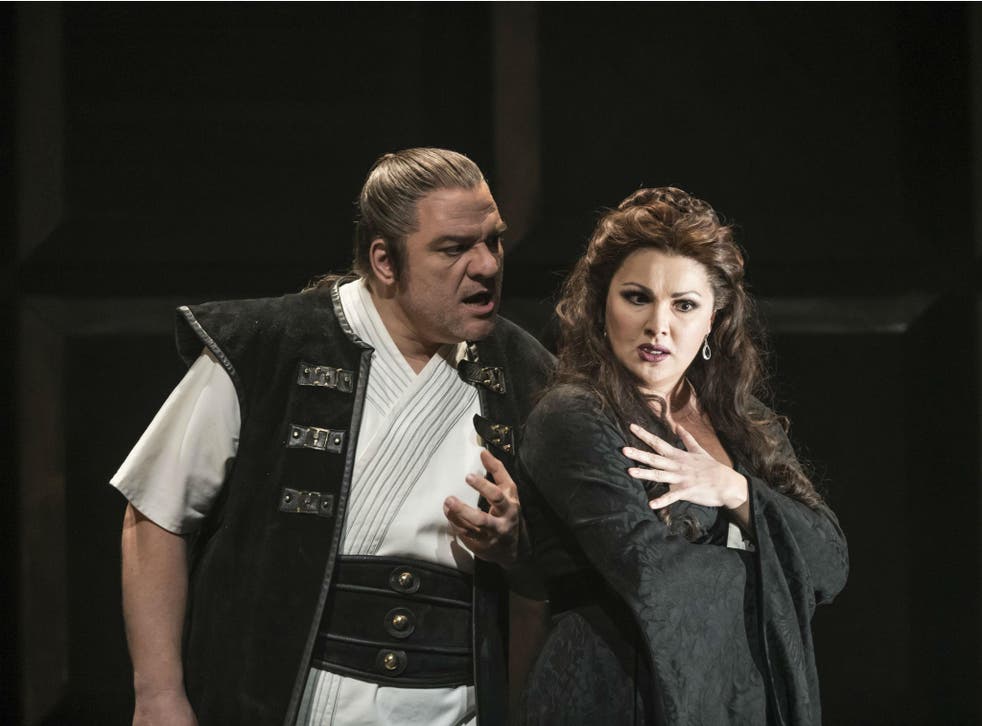 Zeljko Lucic as Macbeth and Anna Netrebko as Lady Macbeth at the ROH