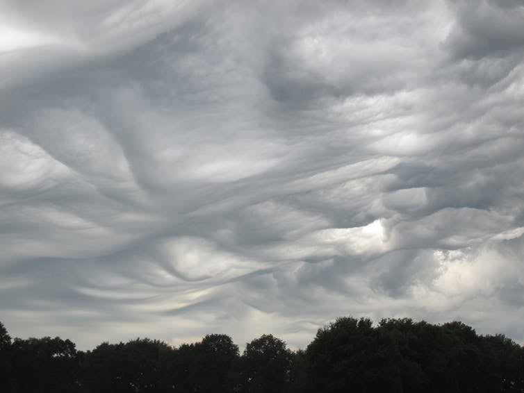 Asperitas over Erm, Netherlands