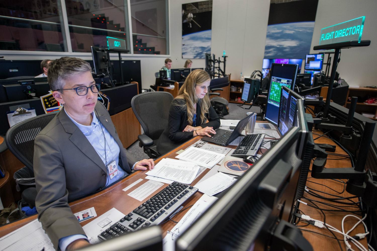 NASA is hiring new flight directors to lead the teams of flight controllers that train, fly and support spacecraft from Mission Control at NASA’s Johnson Space Center in Houston