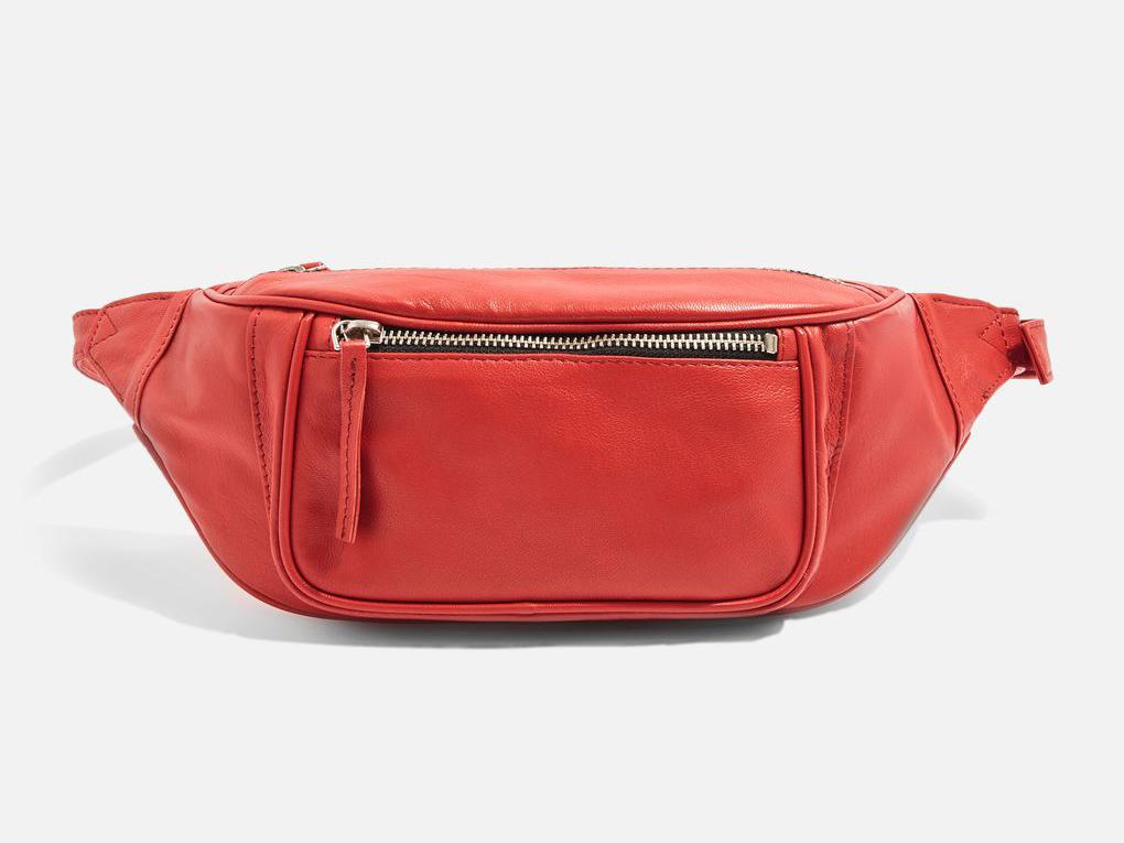 Fanny pack searches are trending so hard in 2018 (but why?)