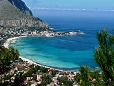 British tourists in Sicily targeted with car damage scam