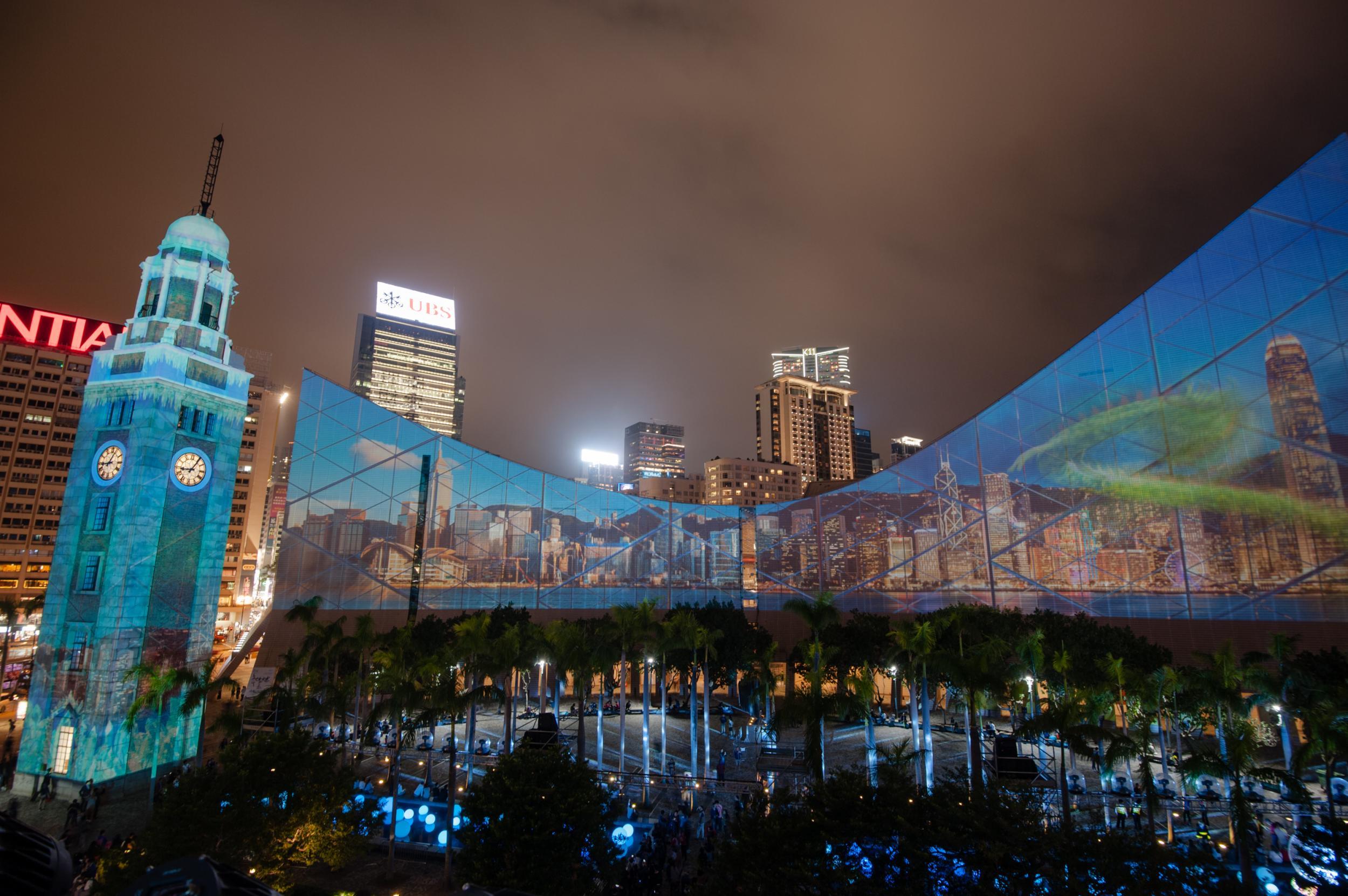 Winter version of Hong Kong Pulse Light Show brightens up the city's Christmas