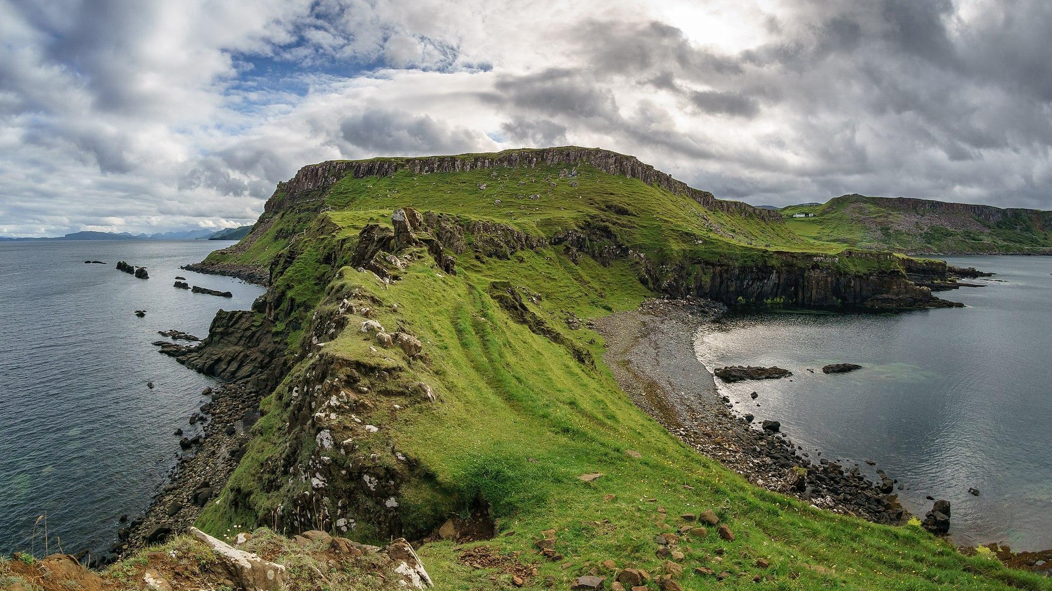 The island has an indented coastline of peninsulas and narrow lochs, radiating out from a mountainous interior