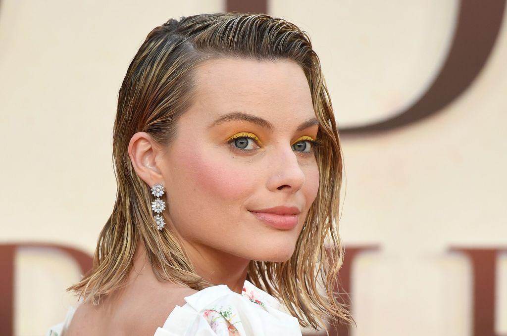 Margot Robbie sported yellow eyes at the London premier of Goodbye Christopher Robin