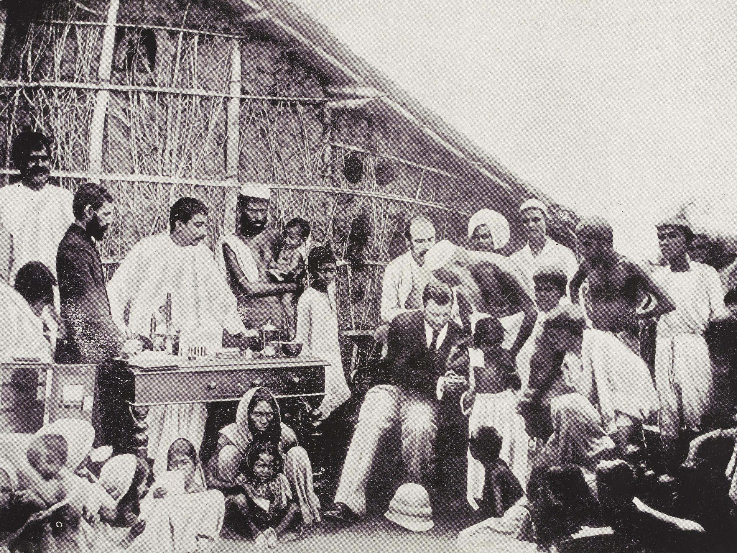 Anti-cholera inoculation in 1894 Calcutta