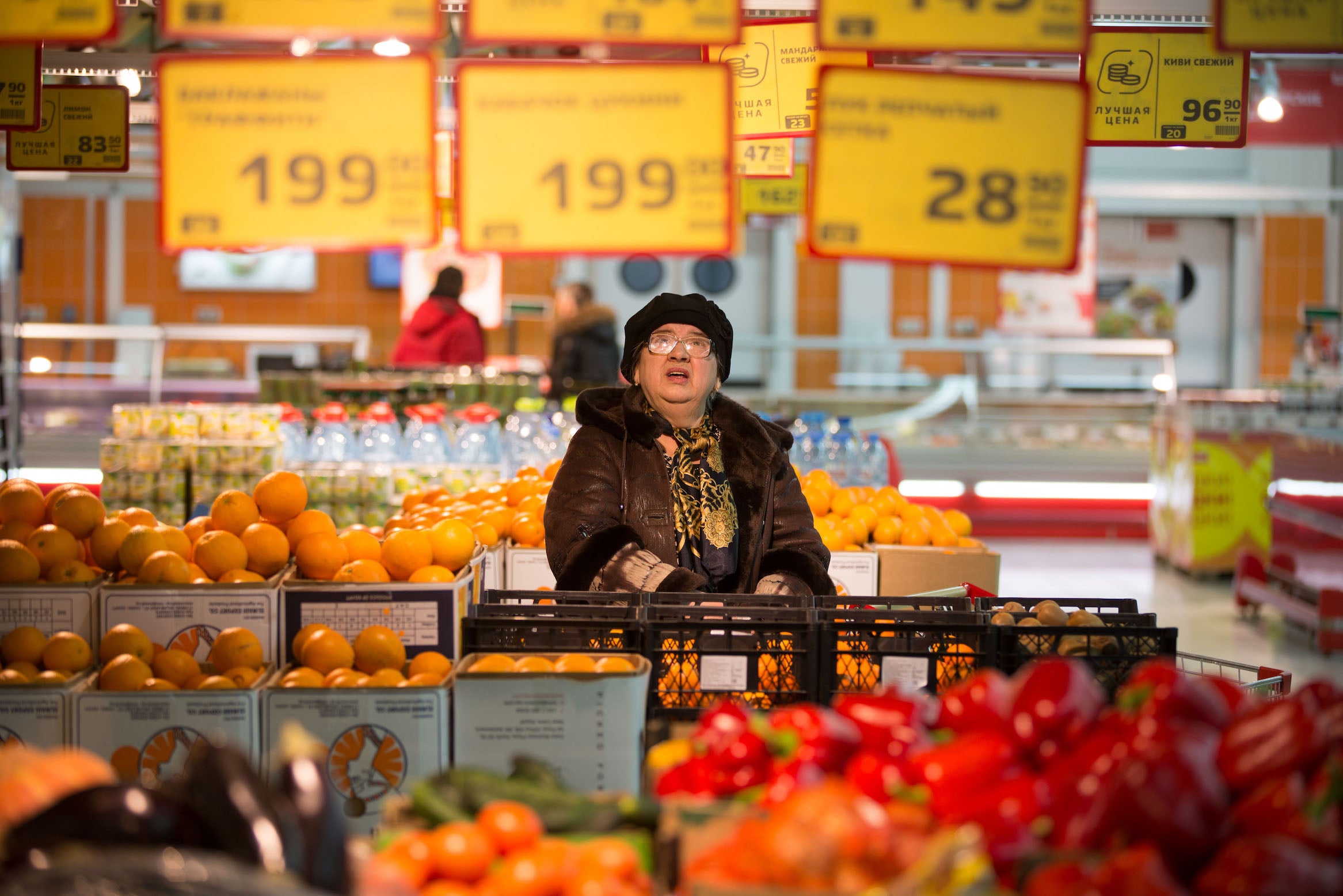 Fresh produce in Moscow: many customers prefer the taste of imported goods