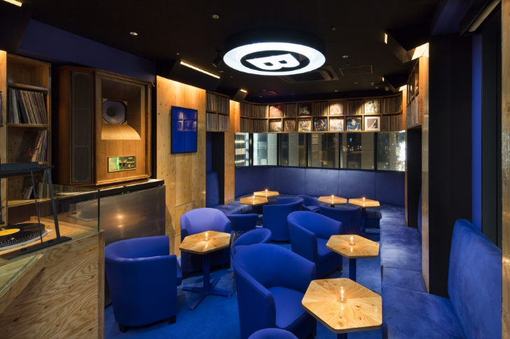 Go to Ginza Music Bar for the well-stocked drinks, but stay for the nightly live jazz