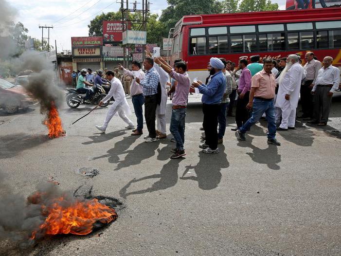 Activists of the National Panther Party have staged demonstrations demanding a CBI probe into the killing of Asifa Bano and the deportation of Rohingyas and Bangladeshi nationals