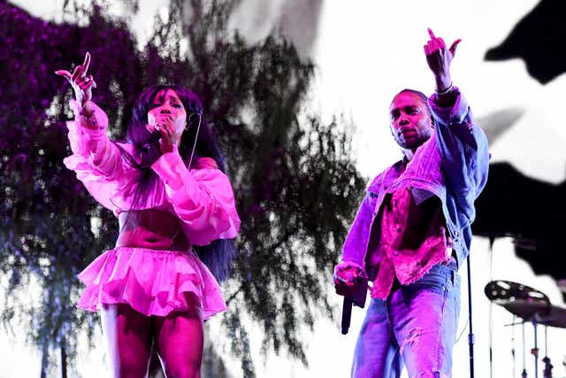 <p>SZA and Kendrick Lamar performing at Coachella</p>