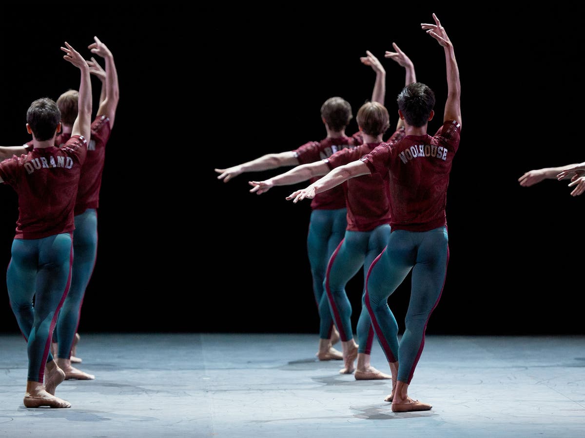 Lest We Forget par l'English National Ballet au Sadler's Wells – Danses  avec la plume – L'actualité de la danse