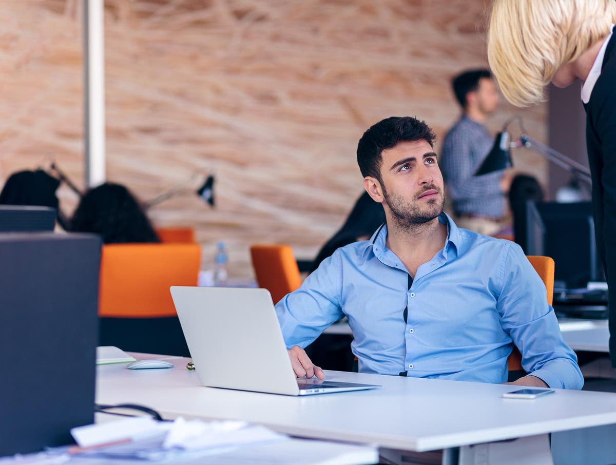 Seven things you're doing that make people distrust you immediately ...