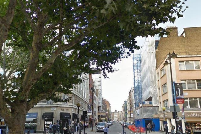 Police were called to reports of an injured man in Hatton Garden, EC1, on Tuesday afternoon