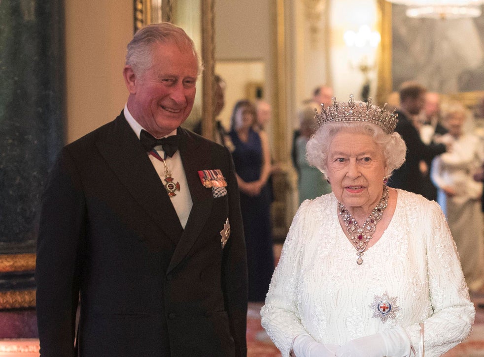 Queen publicly endorses Prince Charles to be next head of the ...