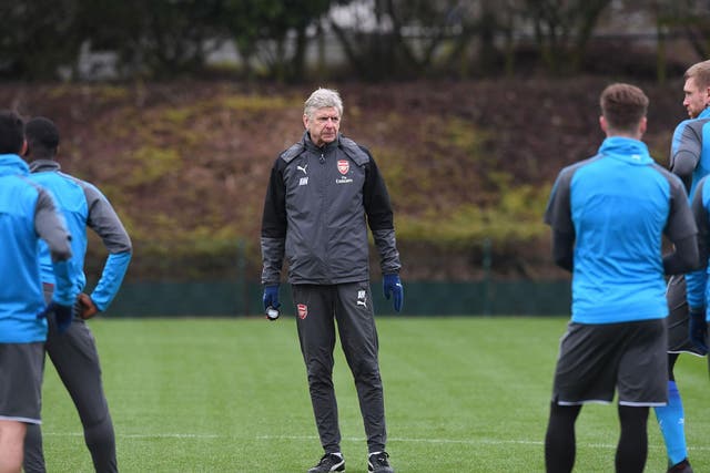 Arsene Wenger told his players of the decision to leave Arsenal before the news announcement on Friday