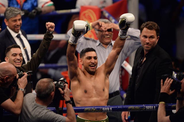 Amir Khan returned to the ring with a dominant performance