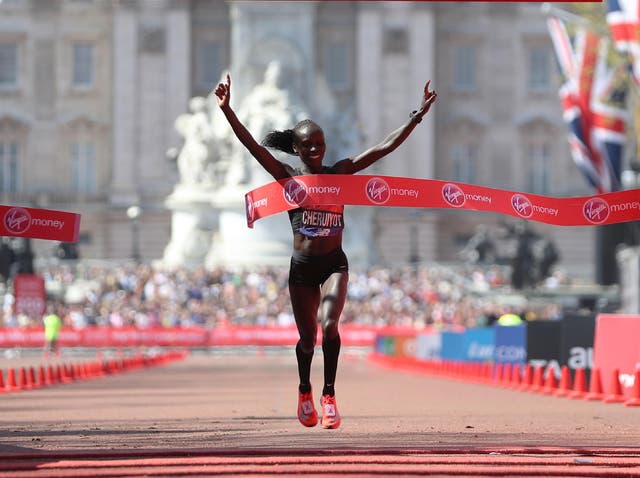 Vivian Cheruiyot won the women's marathon