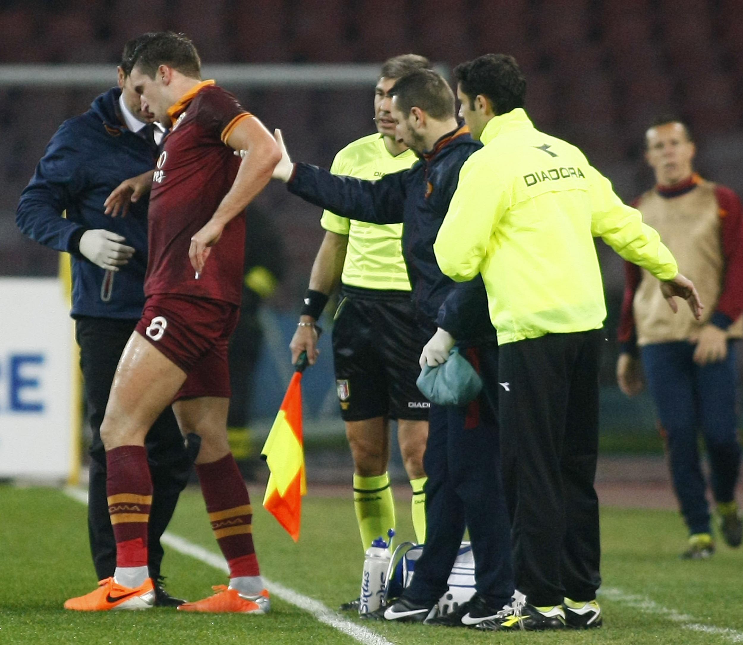 Strootman suffered the first of his career-threatening knee injuries in 2014