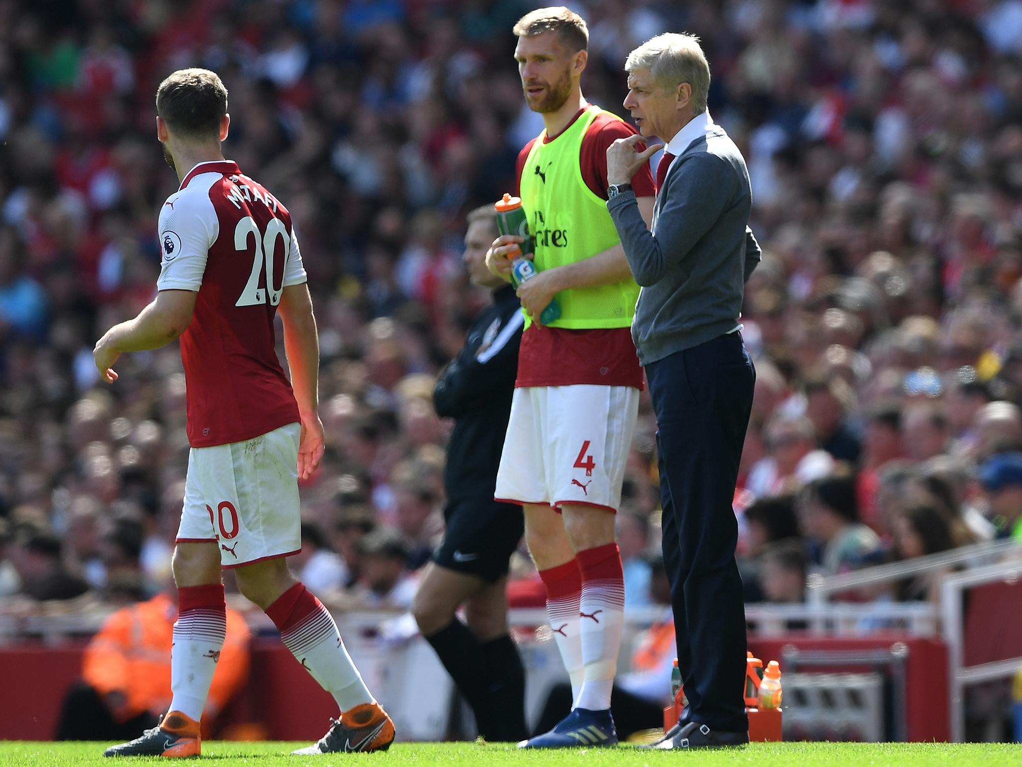 Per Mertesacker believes Arsenal can give Arsene Wenger the perfect send-off by winning the Europa League