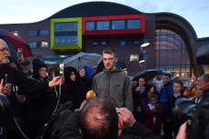 Experts speak out about 'protestors and threats' around Alfie Evans