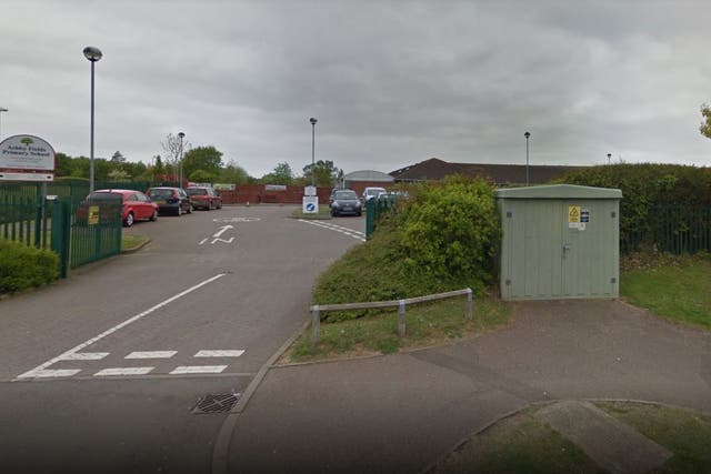 Ashby Fields Primary in Daventry plans to close at 1.15pm on Fridays