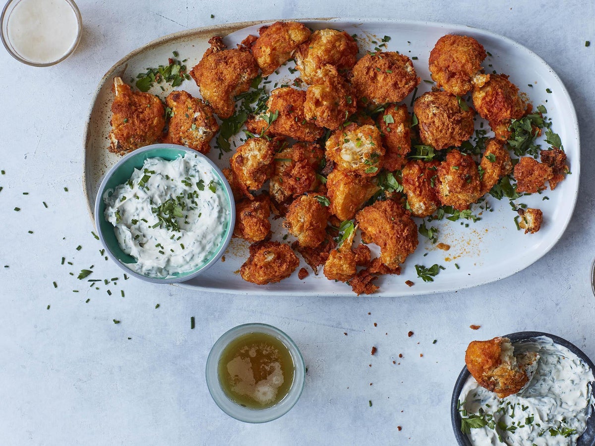 horisont fusionere belønning BOSH! vegan cookbook: Recipes from cauliflower buffalo wings to  curry-crusted sweet potatoes | The Independent | The Independent