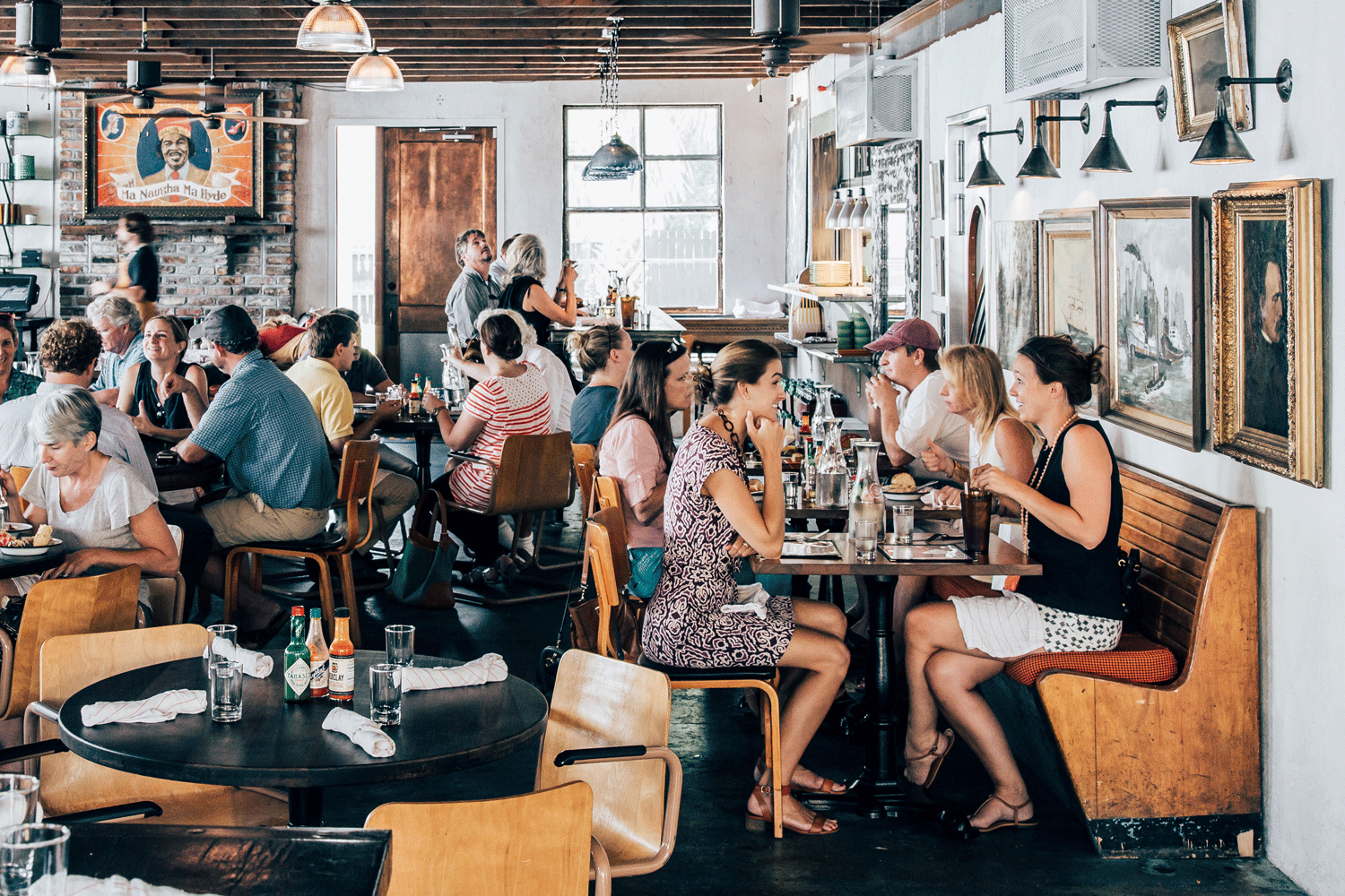 Fried food and good company: Leon’s Oyster Shop