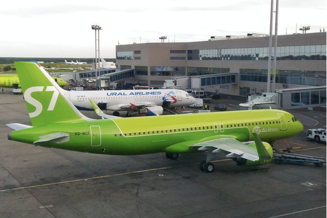Smart move: S7 Airlines and Ural Airlines aircraft at Domodedovo Airport, Moscow