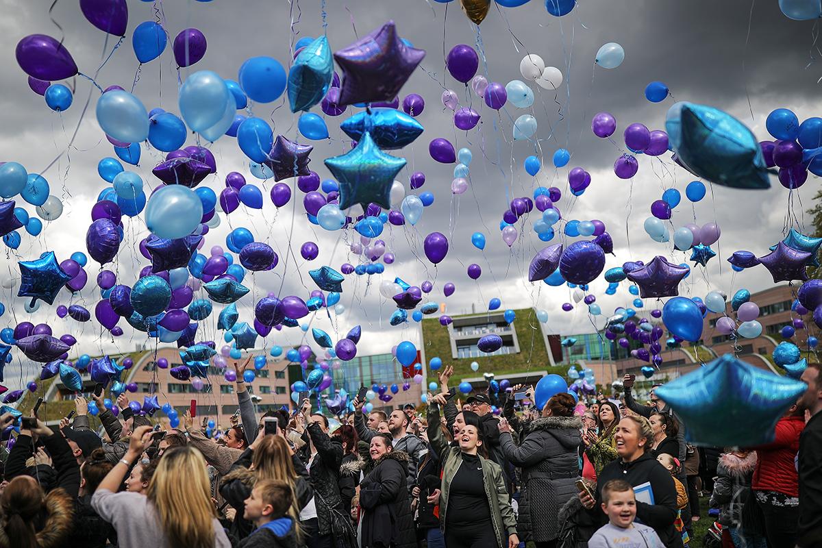 Mourners released balloons to mark Alfie’s death