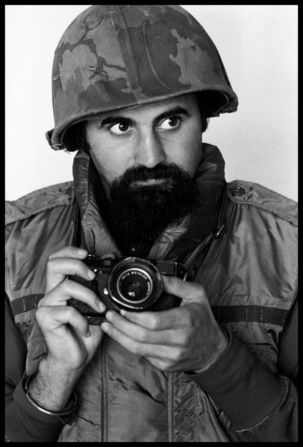 The photographer in 1973 (Magnum)