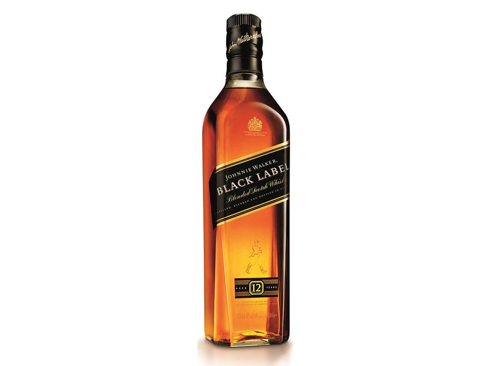 Johnnie walker 0.7. Виски Johnnie Walker Black Label 12. Джонни Уокер Блэк лейбл 0.7. Виски Джонни Уокер Блэк лейбл 40% 0,7л п/у Шотландия. Виски шотландский Johnnie Walker Black Label, 0.7л.