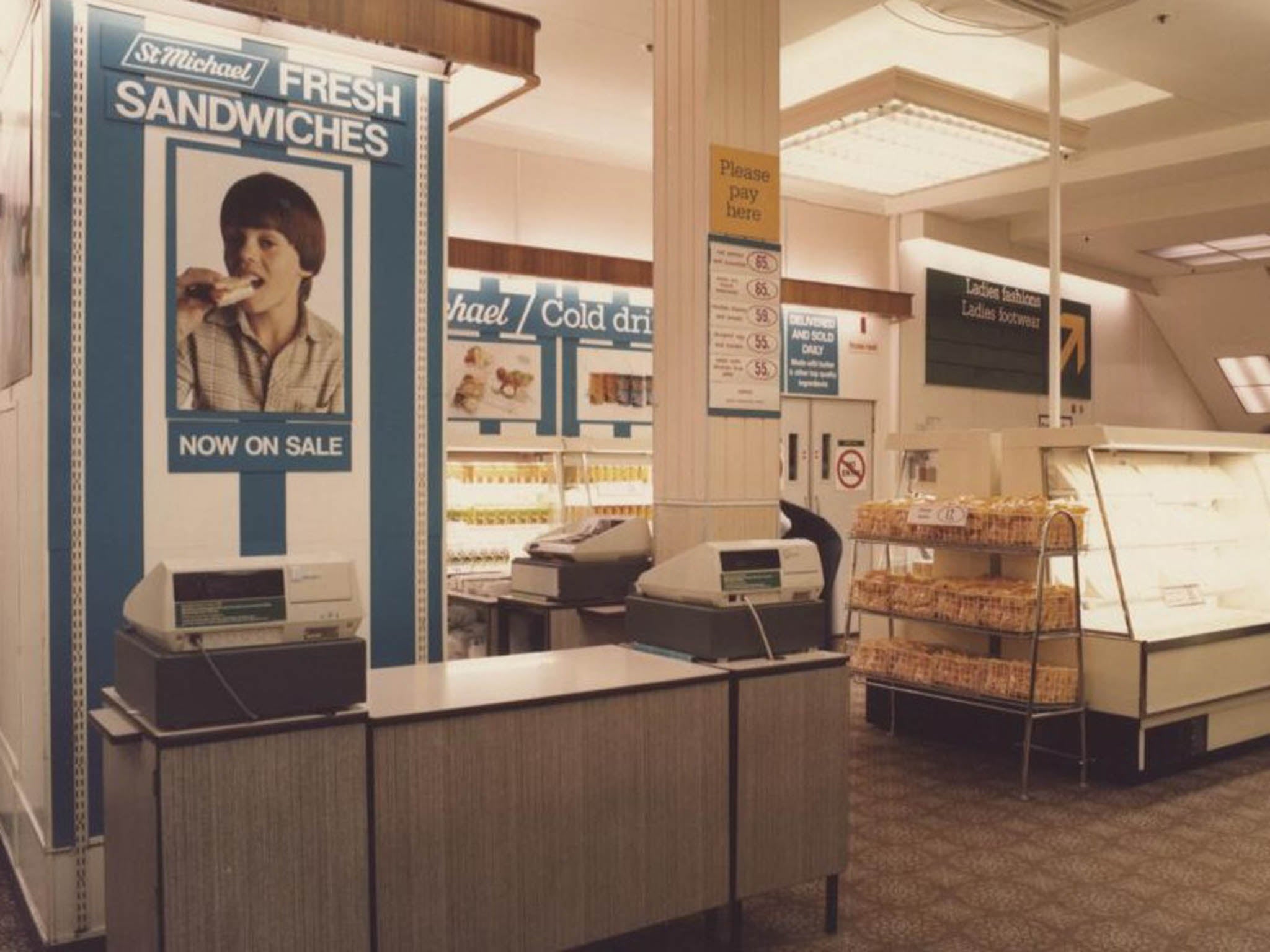 The sandwich bar in the Marble Arch store in London in 1982 (The M&amp;S Company Archive)