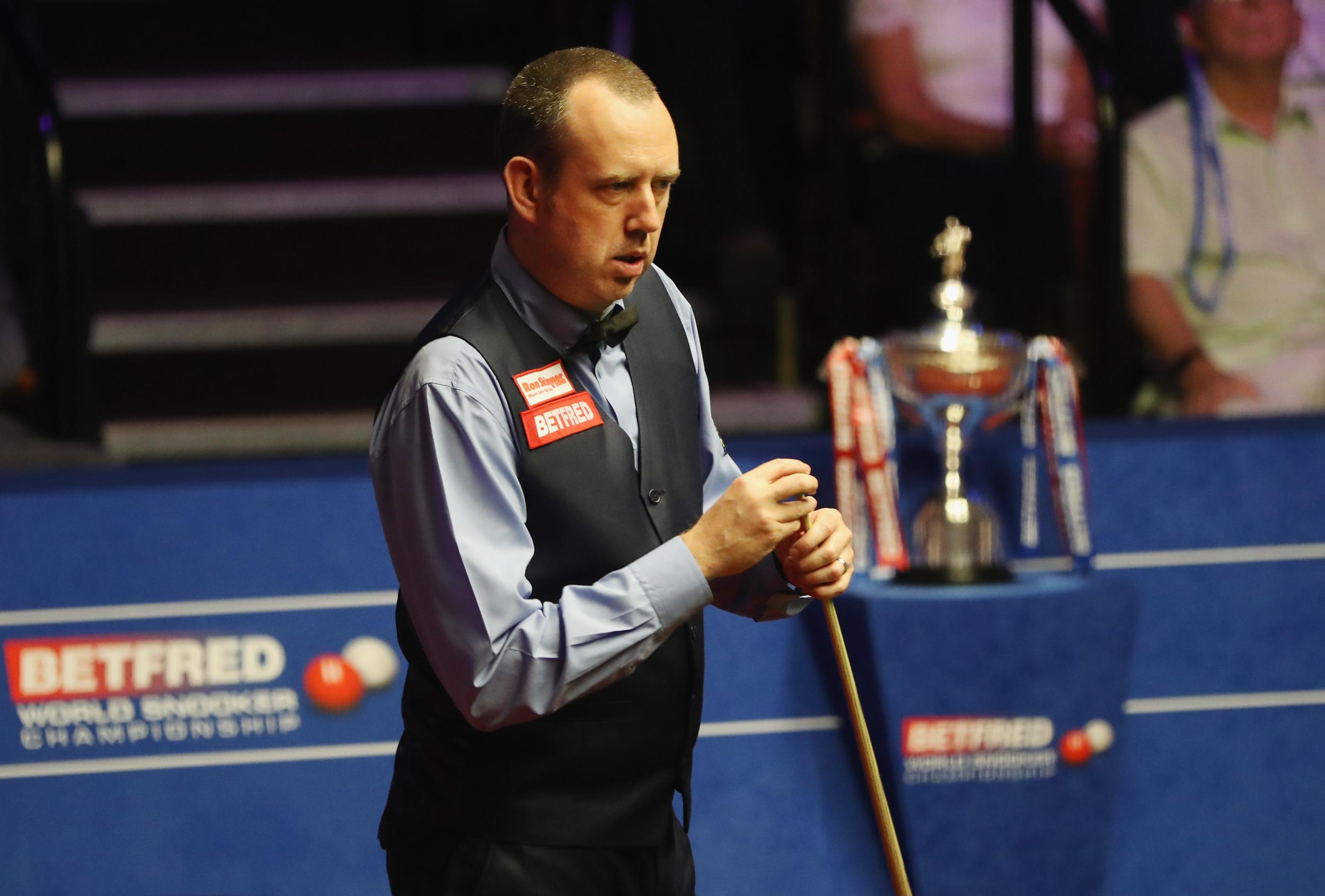 Mark Williams picks John Higgins pocket to lead enthralling battle of class of 92 The Independent The Independent