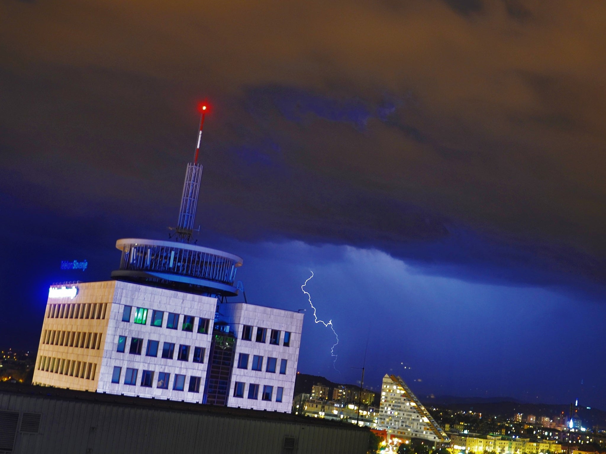 Shock treatment: lightning over Ljubljana