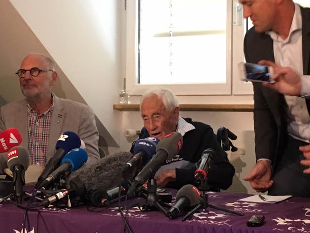 David Goodall answers questions at his final press conference the day before his assisted death